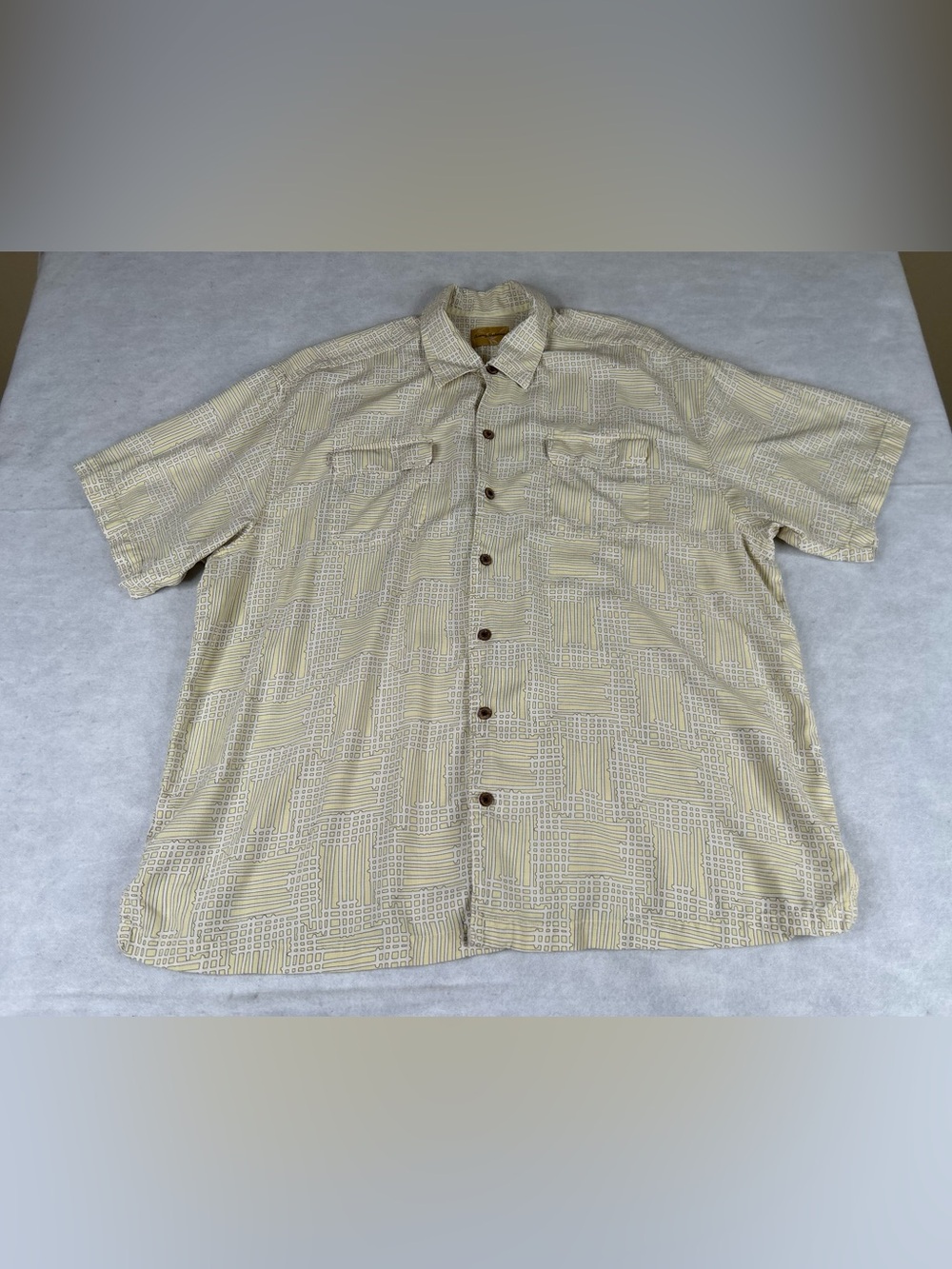 Tommy Bahama Shirt Men's 2XL Yellow Silk Short Sleeve Geo Abstract